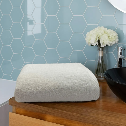 Luxury White Pool Towel UAE Dubai | 90x180cm 600 GSM Egyptian Cotton Beach Resort