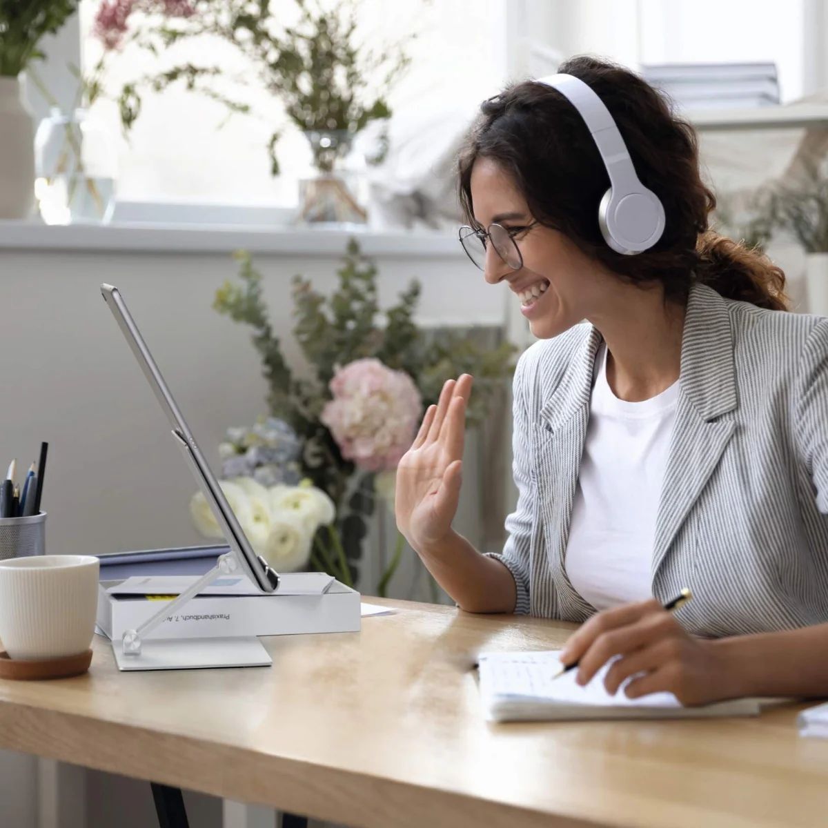 Premium Tablet Stand RISE - UAE Wide Delivery | Dubai Abu Dhabi Sharjah