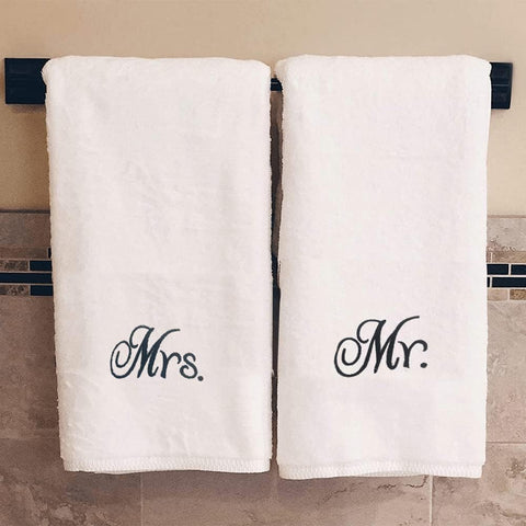 INFINI HOMES Luxury Personalized Mr & Mrs Bath Towel Set - Premium 600 GSM Cotton Towels UAE