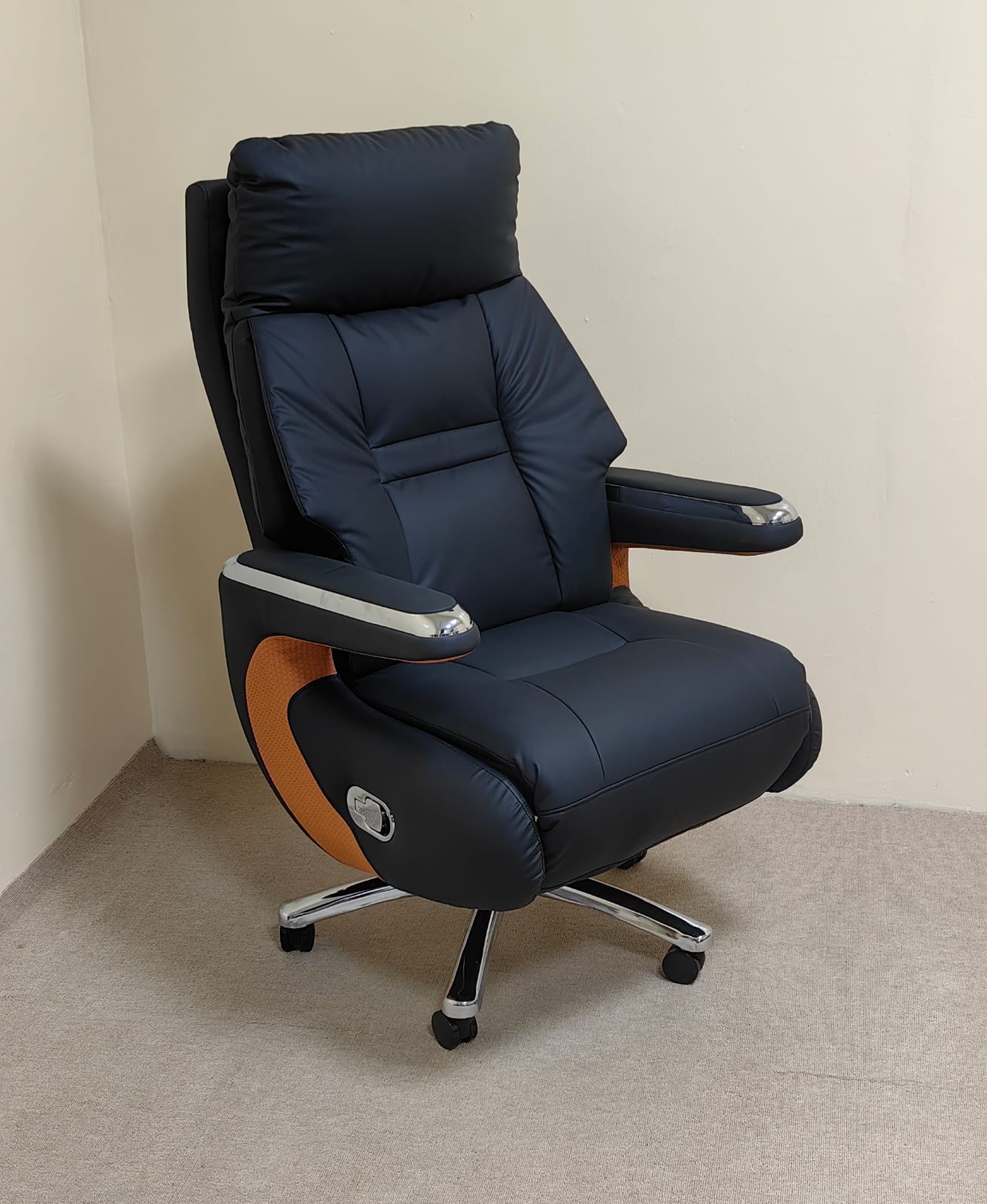 PU Hand Recliner Boss Chair | IH 6079 | INFINI HOMES UAE