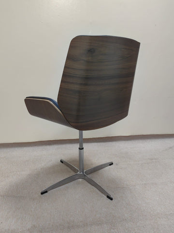 IH-MR04M Visitor Chair Bentwood Frame PU Upholstery | Premium Office Seating UAE