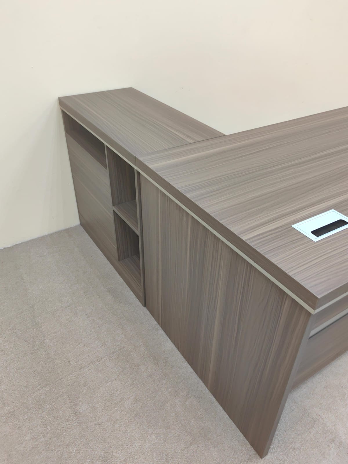 L-Shape Desk Side Return with Open Shelving and Cable Port Detail – Office Desk UAE