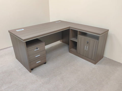 L-Shape Manager Desk 1.6m Oak Khaki Front View with Cable Management – Office Furniture UAE