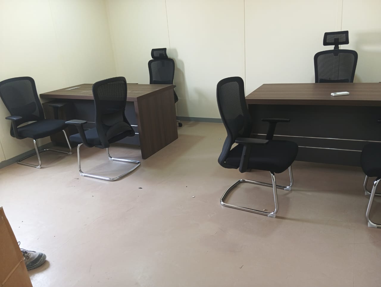 INFINI HOMES Visitors Chair UAE - Model Sammy VC Mid Back Mesh Chrome Frame Dubai Abu Dhabi Sharjah