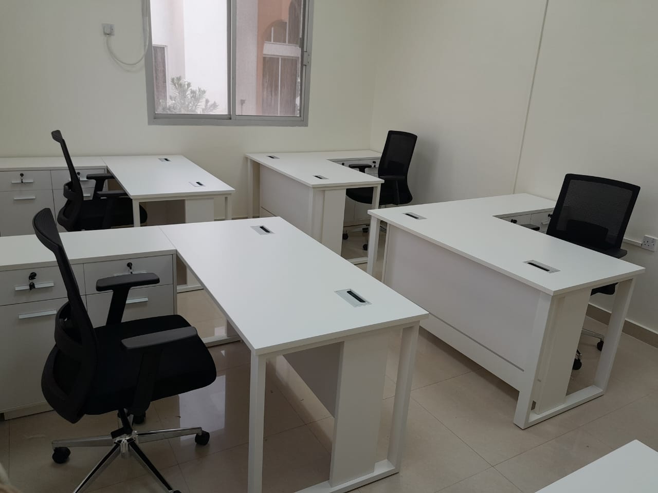 Office Desk with Side Table & Pedestal Drawer 160x80cm - Dubai UAE