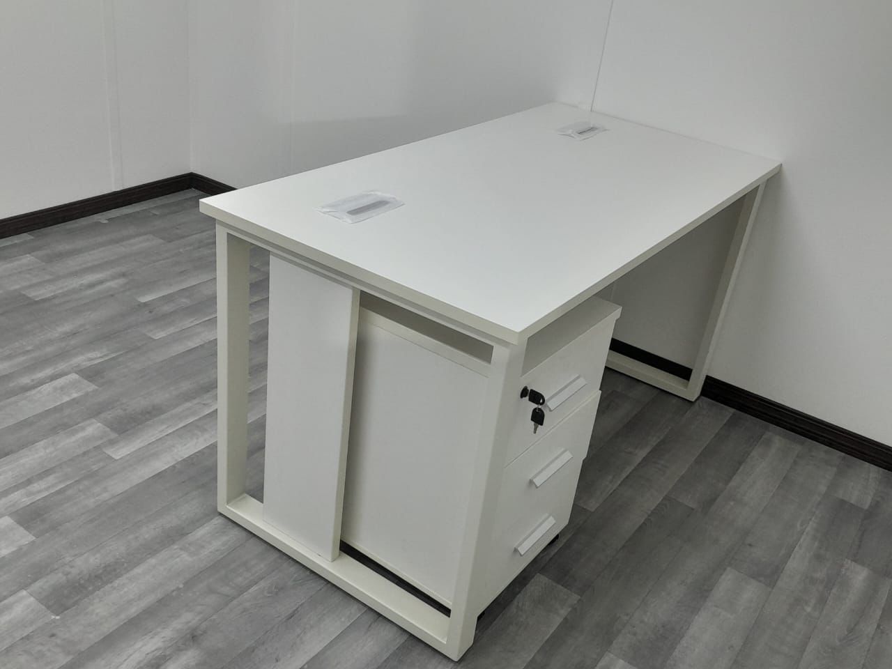 Office Desk with Metal Legs & Drawer 180cm - White | Dubai UAE