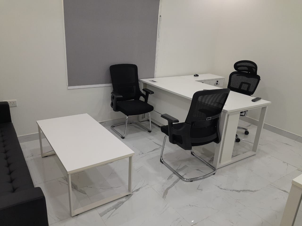 INFINI HOMES Coffee Table UAE - Model CT-MT-120-WT White 120x60cm Metal Legs Dubai Abu Dhabi Sharjah