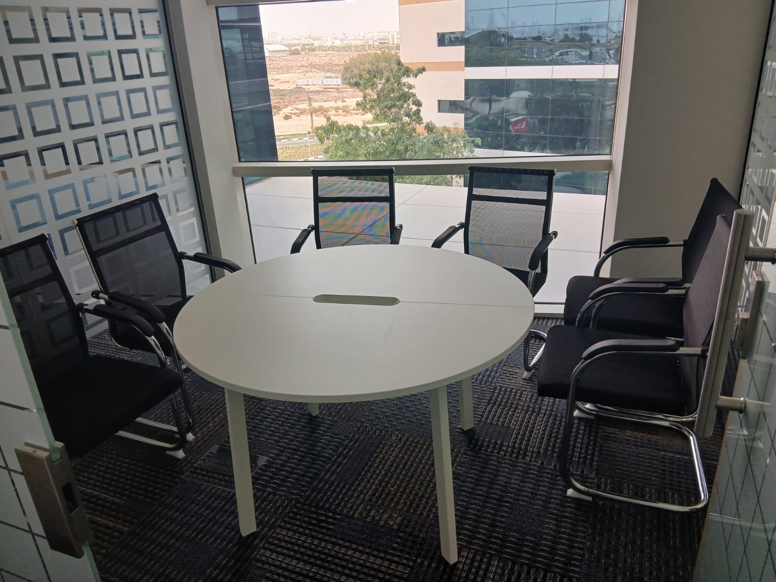 Mesh Back Visitor Chair UAE | Office Guest Chair with Chrome Base | Dubai Stock | IH C28