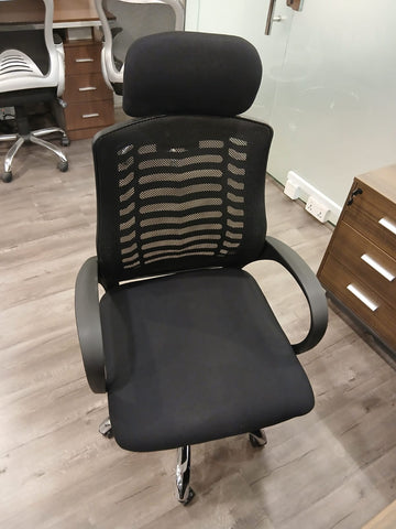 Medium Back Office Chair with Headrest UAE | Ergonomic Chrome Base | Dubai Abu Dhabi | IH 5003