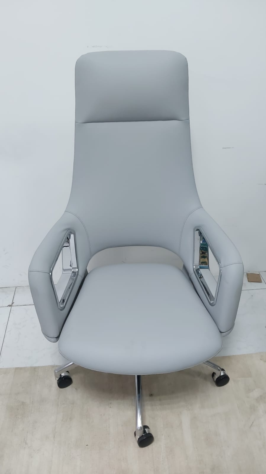 Executive Meeting Table Chairs UAE | Premium Office Seating (Light Grey)