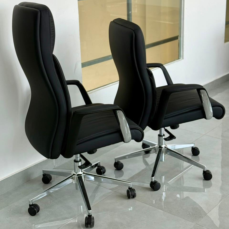 INFINI HOMES Medium Back Executive Chair UAE - Model Bryan MB Dubai Abu Dhabi Sharjah