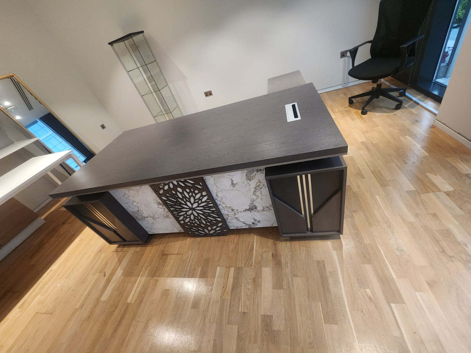 L-Shape Office Desk 2M Grey | Premium Executive Workstation UAE
