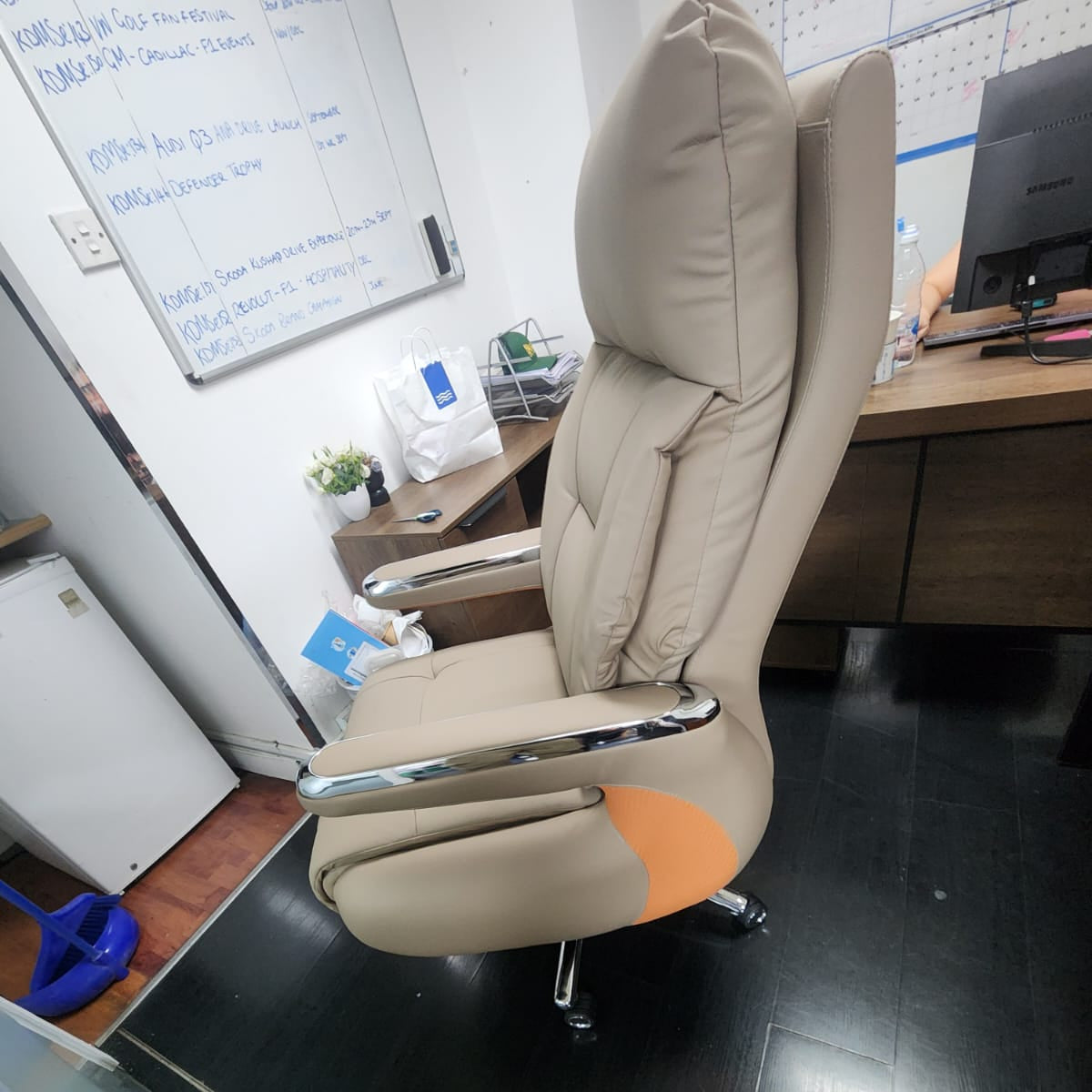 Premium PU Leather Recliner Office Chair with Chrome Base - UAE Stock | IH 6079
