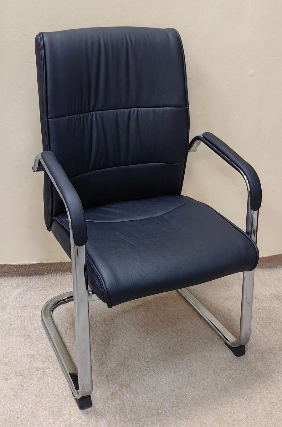 PU Leather Visitor Chair with Chrome Arms - Office Guest Seating UAE | IH 107V