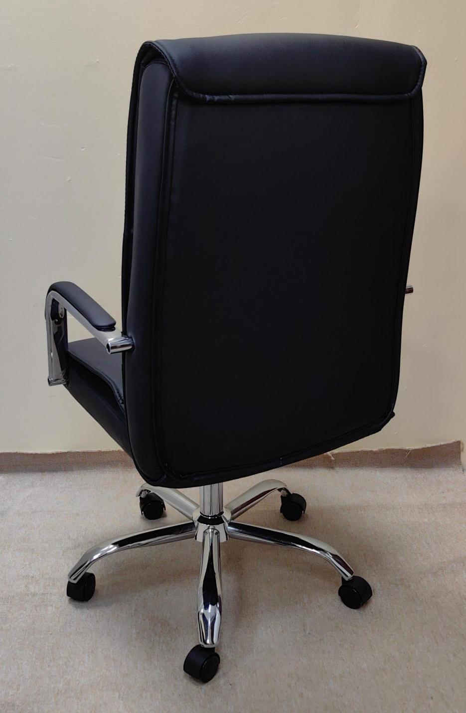 High Back Executive Office Chair UAE | Ergonomic PU Leather Chair with Chrome Base | IH 107