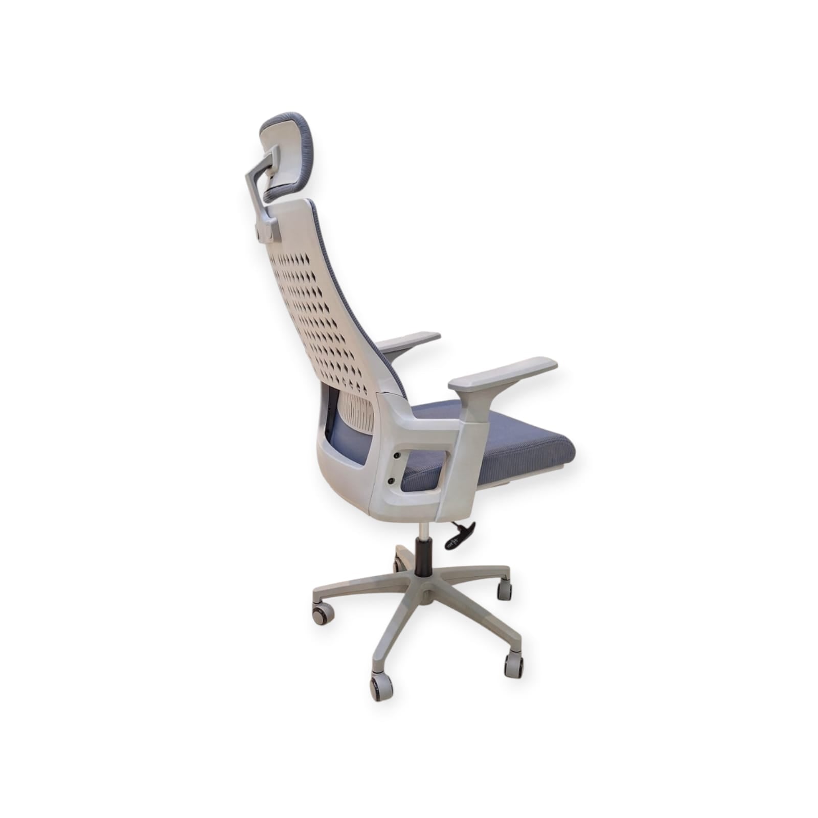 OFFICE CHAIR IH 446